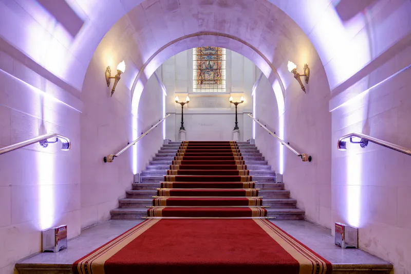 Staircase at Municipal building Holborn, P610 (photo 19)