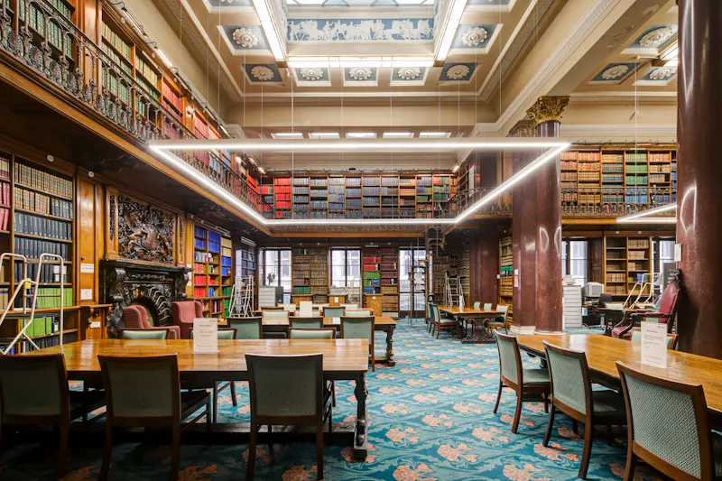 Library at Municipal building Holborn, P610 (photo 15)