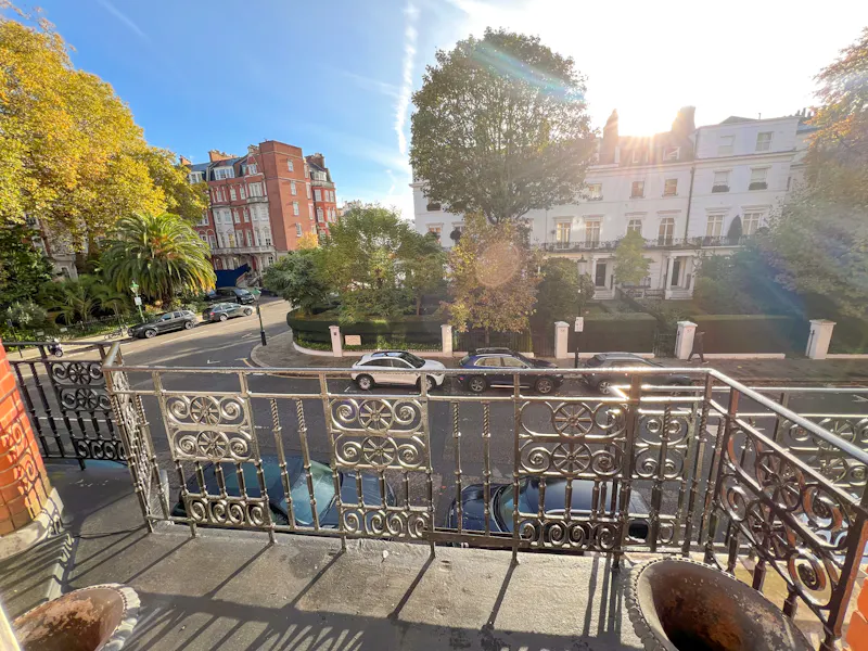 Balcony at Elegant Knightsbridge Flat, F1263 (photo 21)