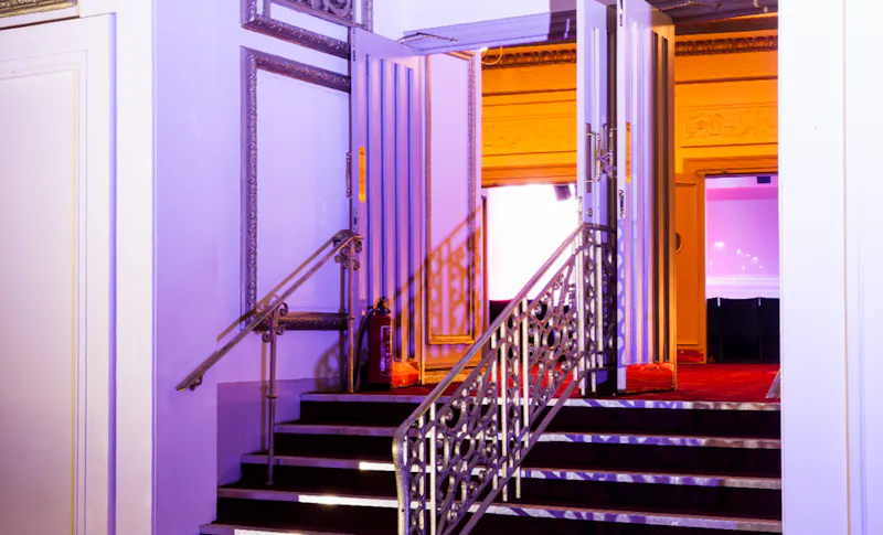 Staircase at Art Deco Islington Auditorium, R882 (photo 4)