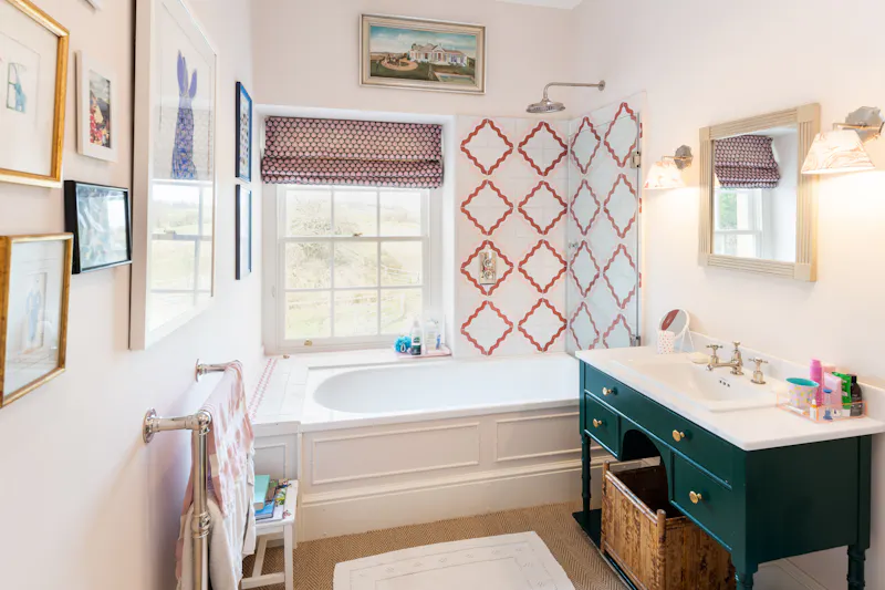 Tiled at Stunning Georgian style home, D2861 (photo 23)