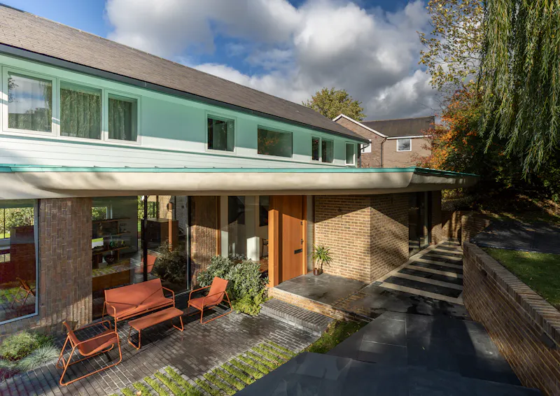 Mid-Century Dulwich home, D2855 (photo 3)