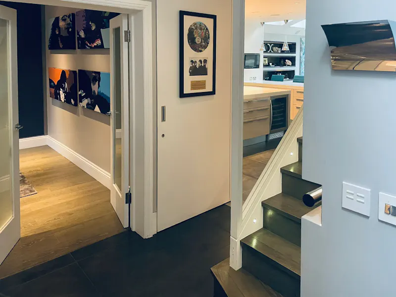 Sleek Fulham Townhouse, B2110 (photo 3)