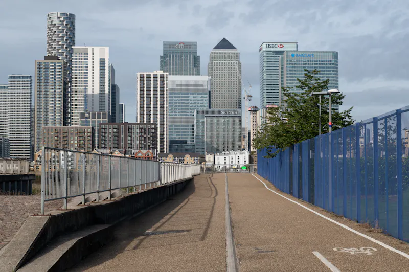 Views - city at Greenwich Peninsula luxury hotel, R883 (photo 32)