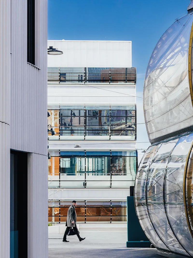 Architect designed London hub, N568 (photo 18)