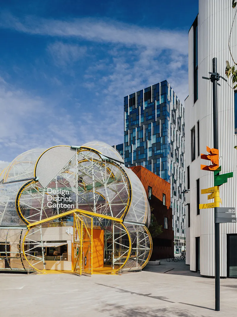 Architect designed London hub, N568 (photo 13)