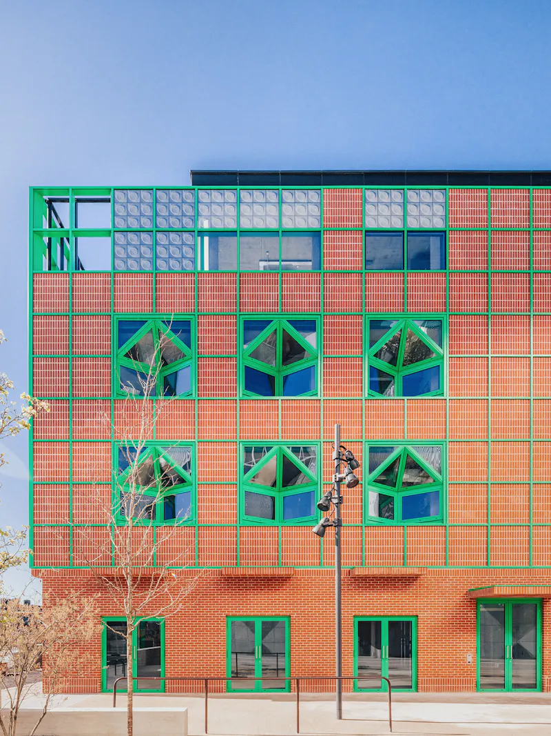 Architect designed London hub, N568 (photo 24)