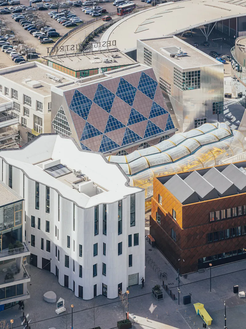 Architect designed London hub, N568 (photo 19)