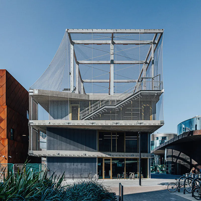 Architect designed London hub, N568 (photo 5)
