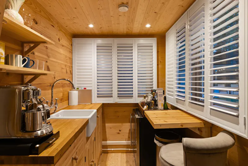 Kitchen at Renovated Claygate Home, D2851 (photo 47)