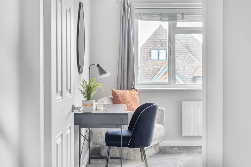 Light-filled Claygate Apartment, F1271 (photo 10)