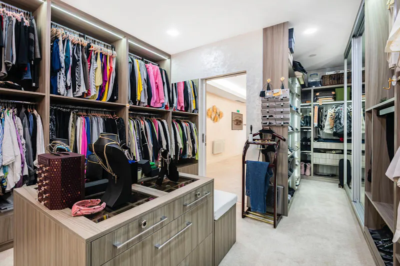Hadley Wood luxe home, D2854 (photo 64)