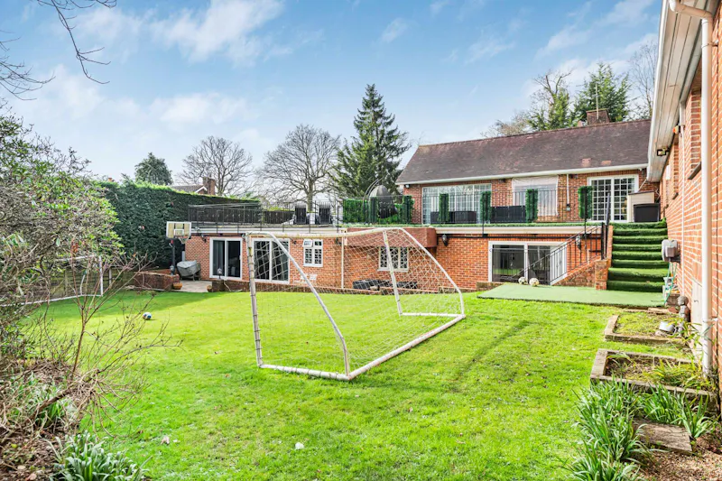 Garden at Hadley Wood luxe home, D2854 (photo 69)