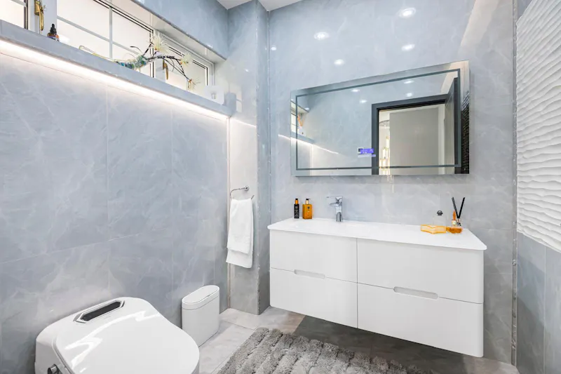 Bathroom at Hadley Wood luxe home, D2854 (photo 39)