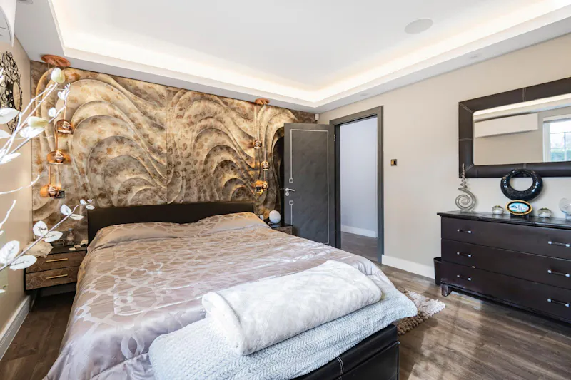 Bedroom at Hadley Wood luxe home, D2854 (photo 45)