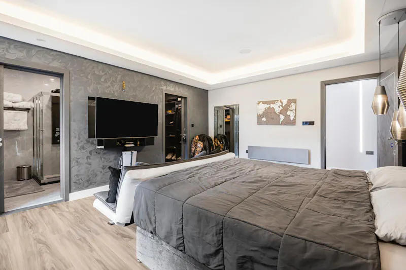 Hadley Wood luxe home, D2854 (photo 43)