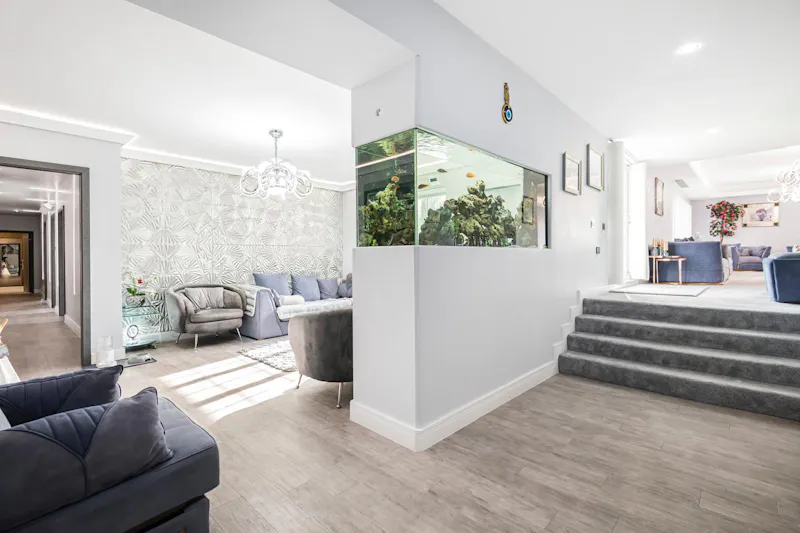 Hadley Wood luxe home, D2854 (photo 4)