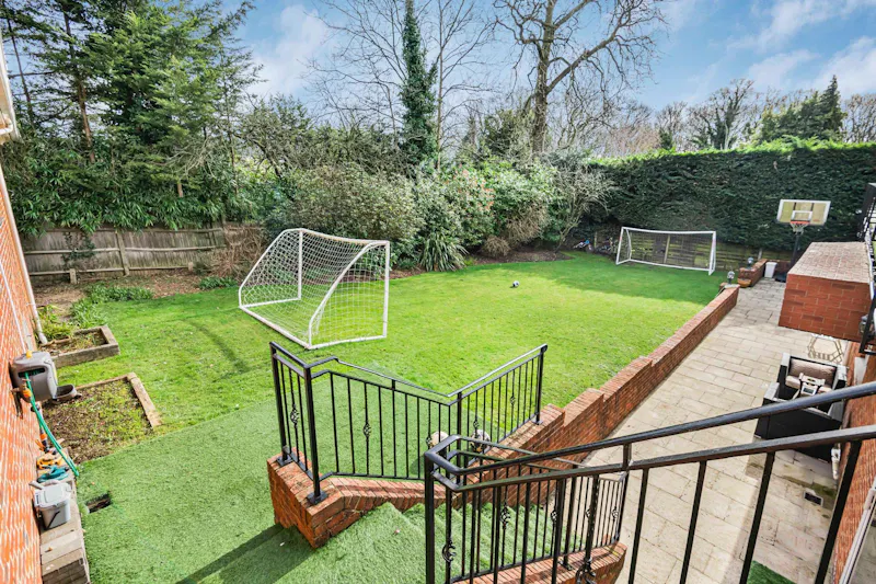 Hadley Wood luxe home, D2854 (photo 68)