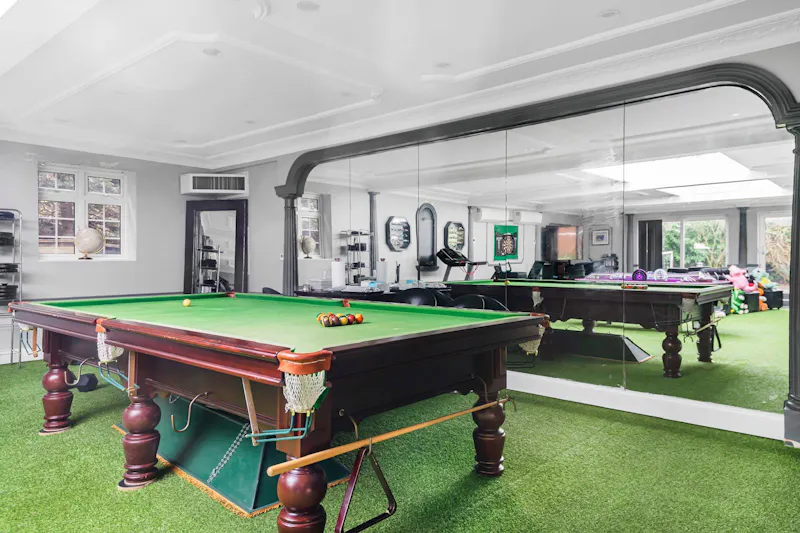 Hadley Wood luxe home, D2854 (photo 58)