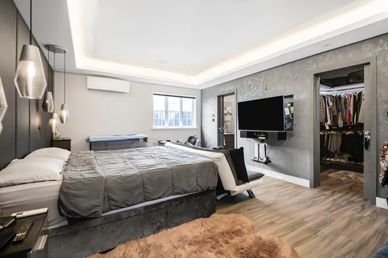 Hadley Wood luxe home, D2854 (photo 42)