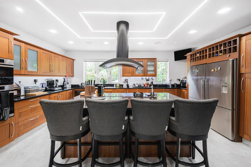 Hadley Wood luxe home, D2854 (photo 25)