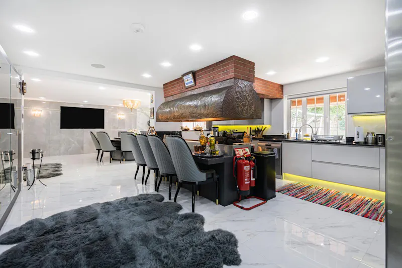 Hadley Wood luxe home, D2854 (photo 28)