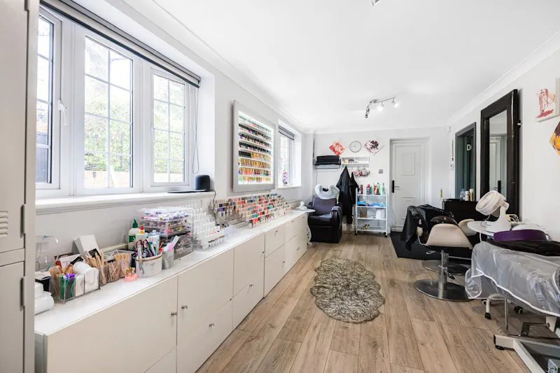 Hadley Wood luxe home, D2854 (photo 53)