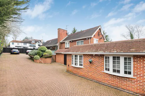 Hadley Wood luxe home, D2854