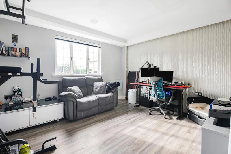 Hadley Wood luxe home, D2854 (photo 50)