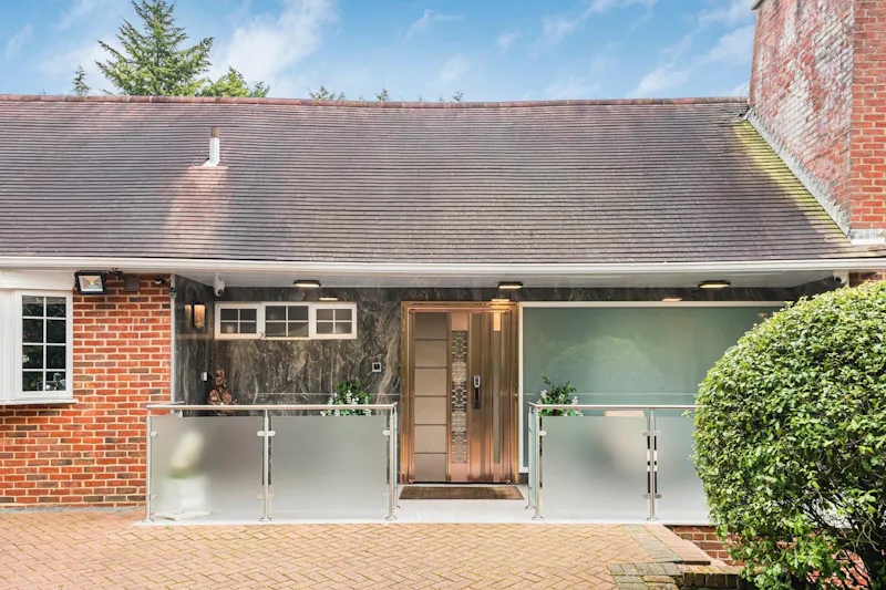 Hadley Wood luxe home, D2854 (photo 81)