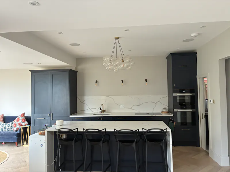 Kitchen at Edwardian semi in Clapham, E549 (photo 5)