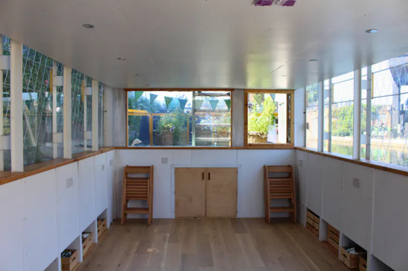 Regents Canal garden boat, HSE30 (photo 4)