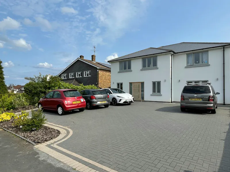 Light-filled Rickmansworth Home, D2853 (photo 44)