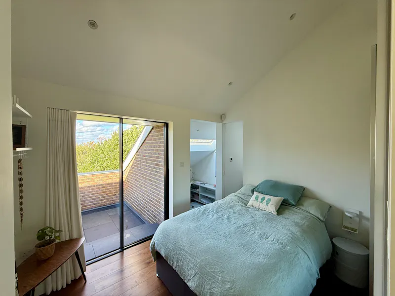 Bedroom at Mid-Century Dulwich home, D2855 (photo 35)