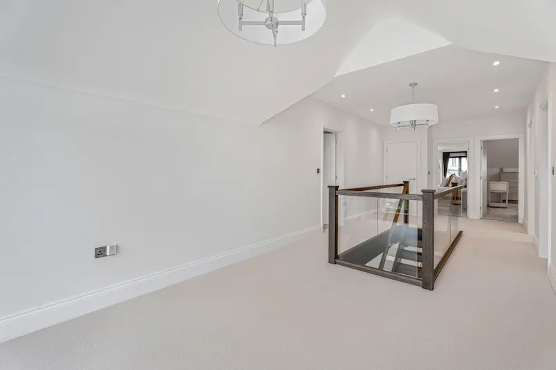 St Albans Modern Family Home, D2856 (photo 28)