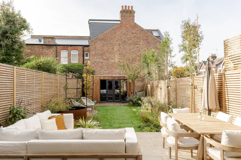 Garden at Tasteful Muswell Hill Edwardian, E550 (photo 25)