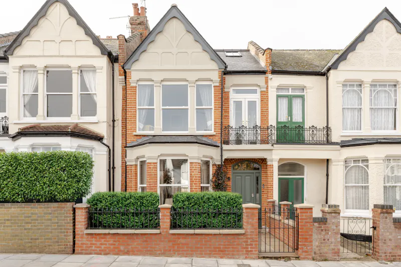 Tasteful Muswell Hill Edwardian, E550 (photo 1)