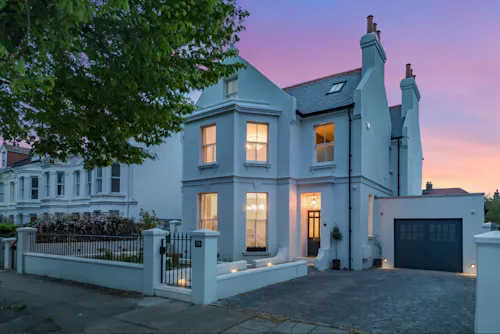 Stylish Hove house, B1993