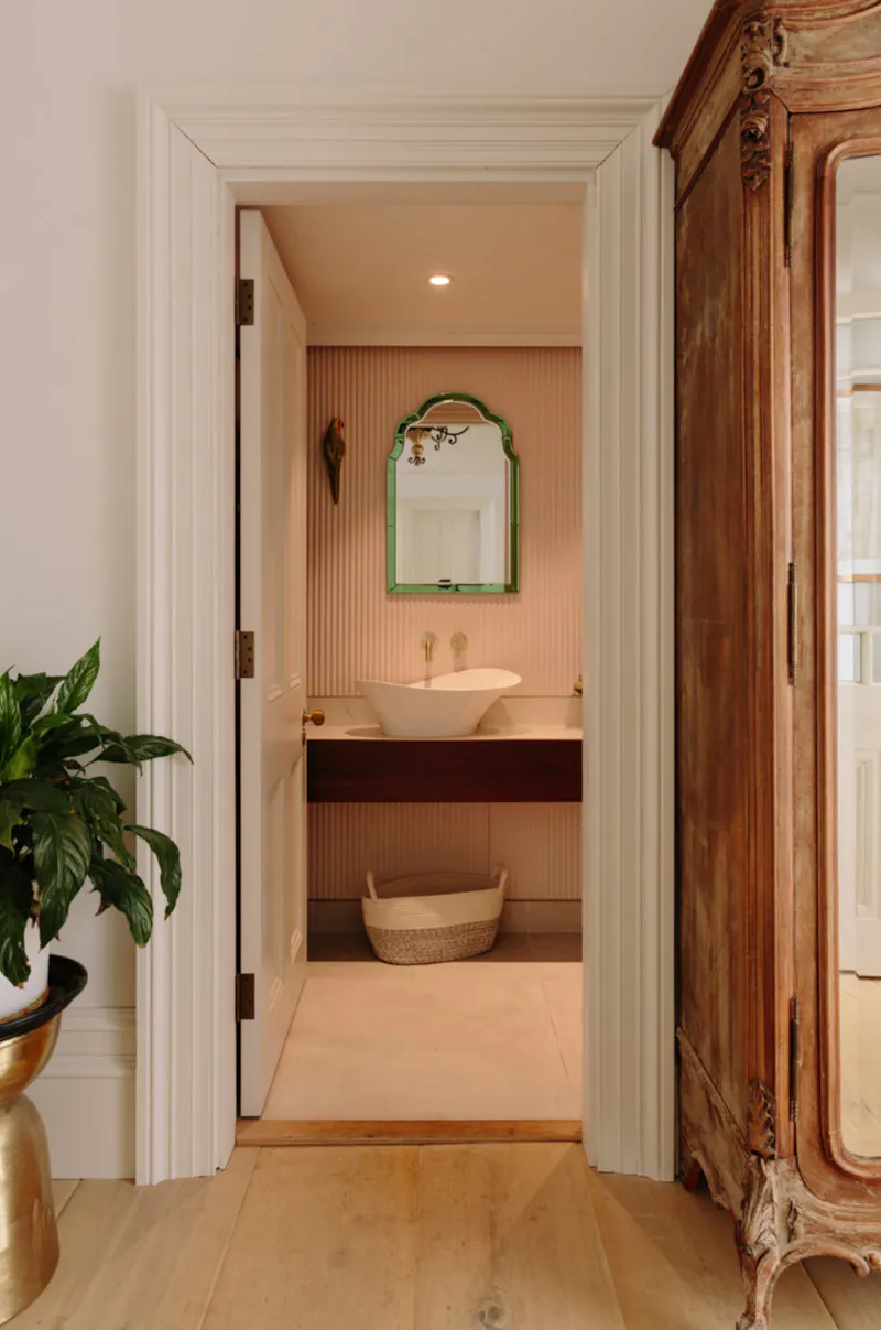Stylish Hove house, B1993 (photo 20)