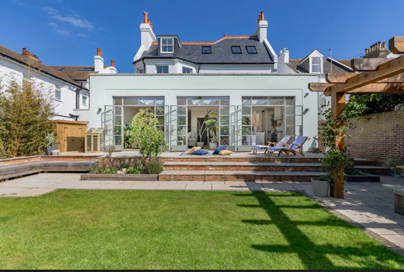 Stylish Hove house, B1993 (photo 55)