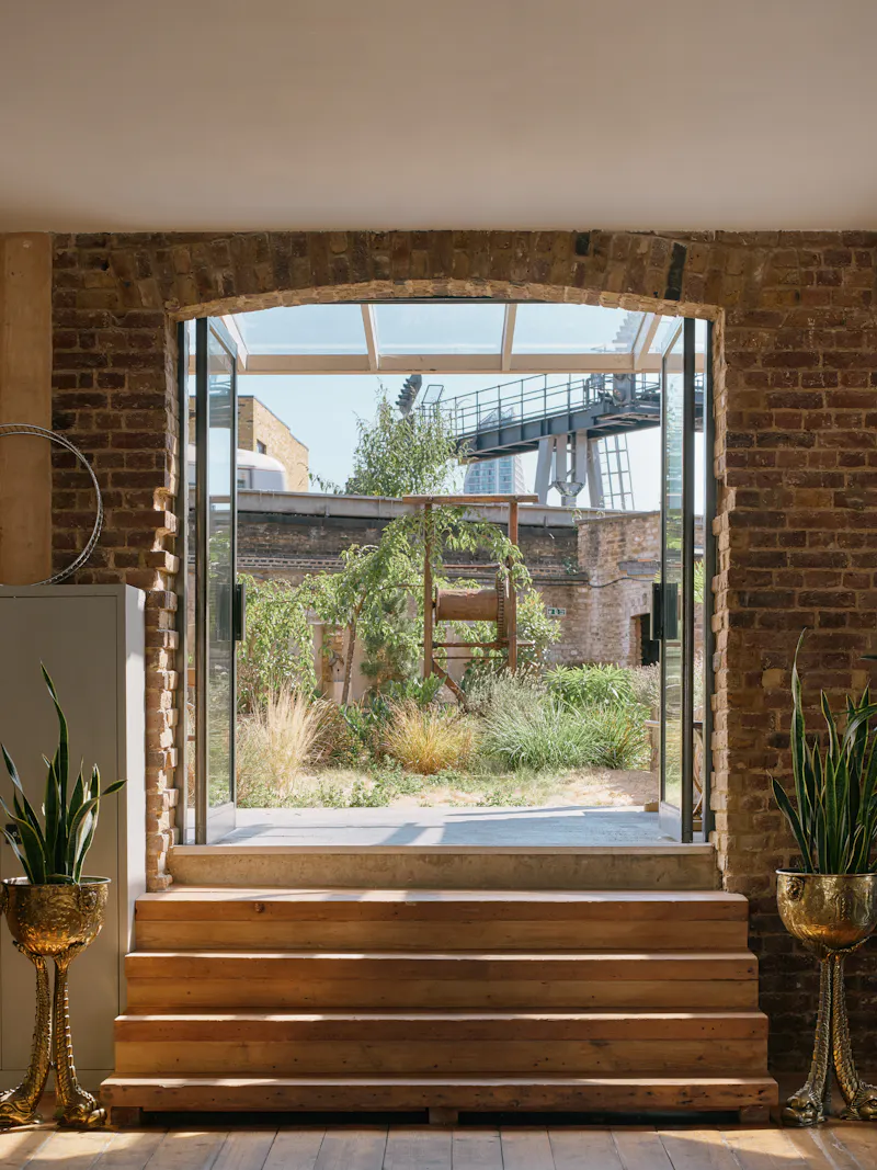 Versatile London Shoot Space, N494 (photo 42)