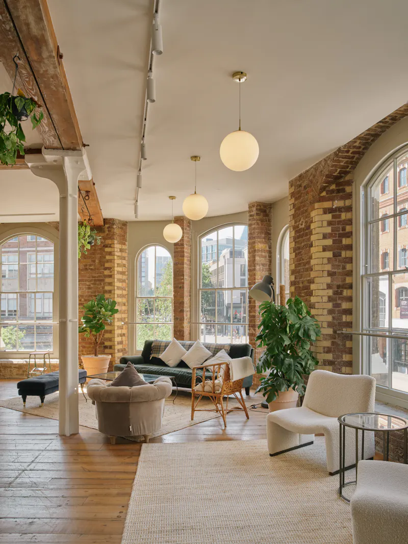 Living Room at Versatile London Shoot Space, N494 (photo 7)