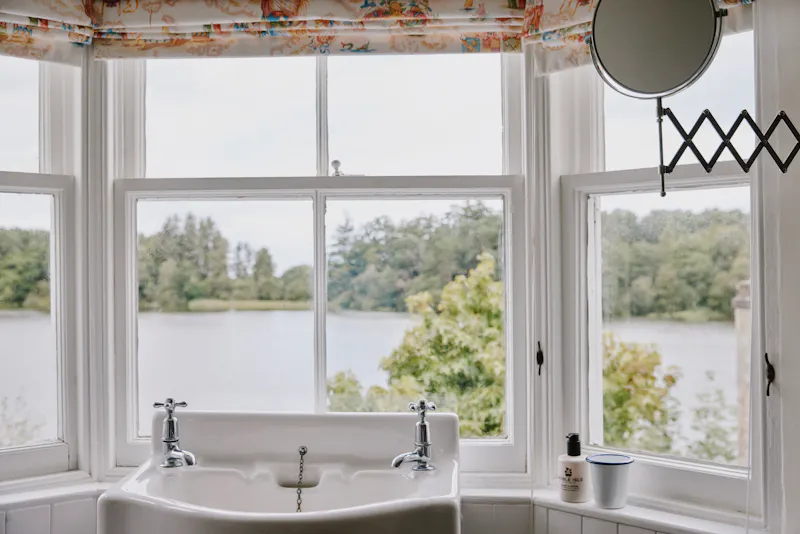 Bathroom at Whimsical Elgin country house, B2127 (photo 29)
