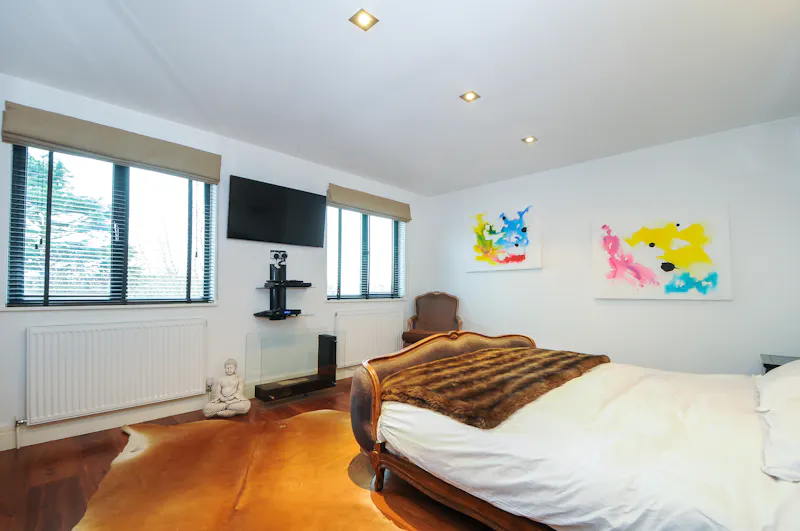 Bedroom at Modern suburban Bromley home, D2860 (photo 7)