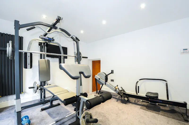 Gym at Modern suburban Bromley home, D2860 (photo 6)