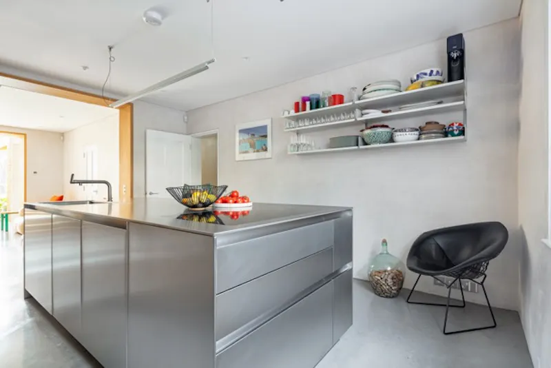Architectural Camden Townhouse, A1684 (photo 7)