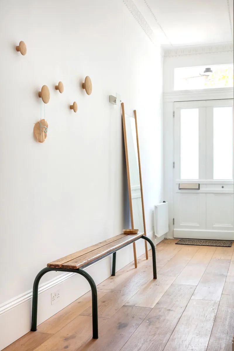 Entrance hall at Architectural Camden Townhouse, A1684 (photo 2)