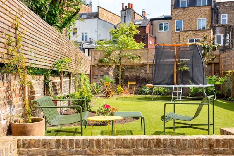 Architectural Camden Townhouse, A1684 (photo 26)