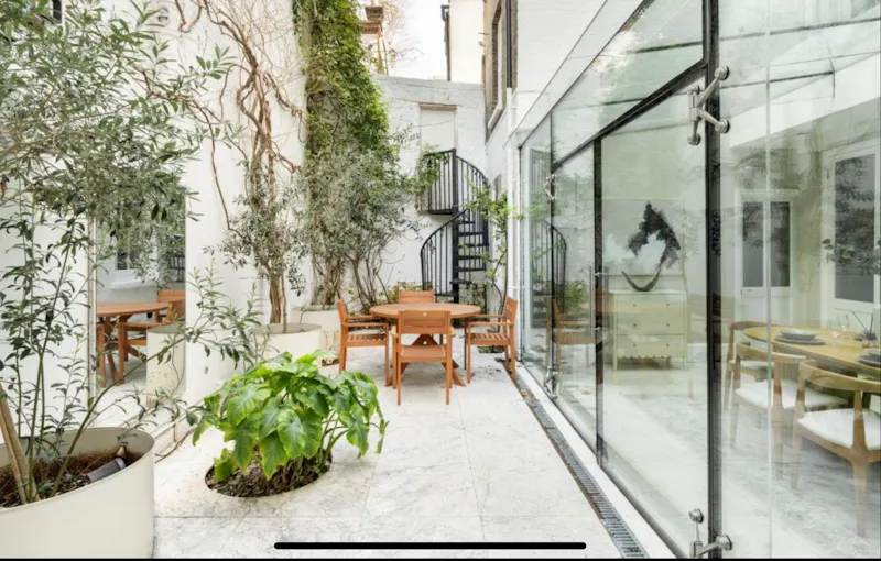 Terrace/Patio at Notting Hill Garden Flat, F1272 (photo 1)