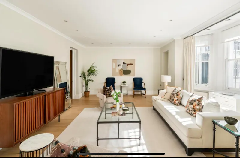 Floor - wooden at Notting Hill Garden Flat, F1272 (photo 3)